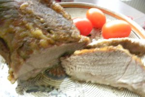 Pulpa de porc in foi de varza