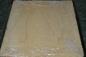 Foi de napolitane cu crema de rahat