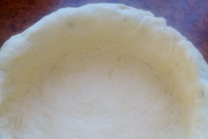 Tarta cu carne si legume
