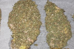 Piept de pui "tavalit" prin ierburi aromate