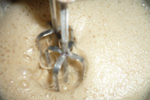 Desert prajitura cu ciocolata si crema de cafea