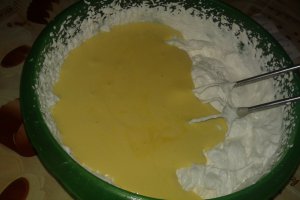 Tort cu doua creme