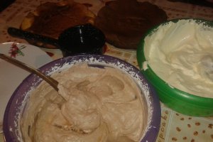 Tort cu doua creme