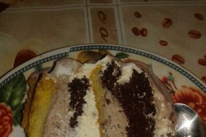 Tort cu doua creme