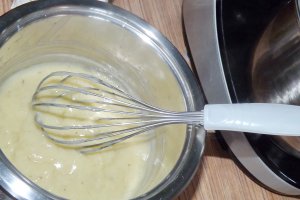 Tort cu aroma de lamaie si vanilie