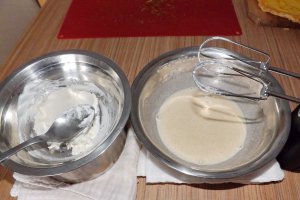 Tort cu aroma de lamaie si vanilie