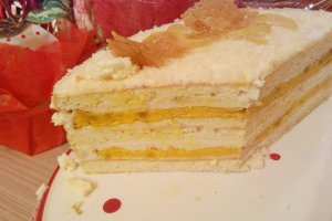 Tort cu aroma de lamaie si vanilie
