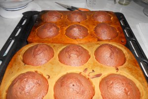 Briose cu budinca de vanilie