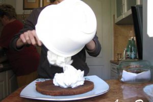 Tort de ciocolata