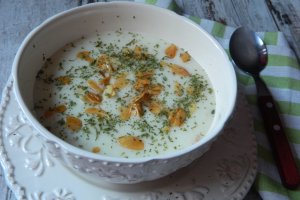 Supa crema de conopida cu iaurt