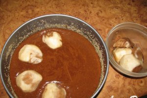 Tort de ciocolata si pere, fara faina
