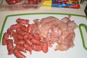 Budinca de pulpe dezosate,carnati si branza topita Delaco