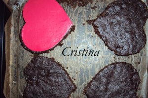 Torturi inima tiramisu reteta