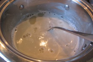 Foi de napolitane umplute cu crema de biscuiti