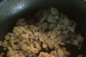 Spaghete cu sos Ragu si parmezan ras