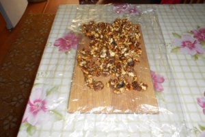 Desert prajitura cu nuca si caramel