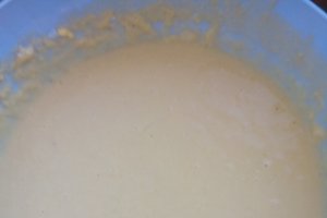 Chec cu sirop de mure si ciocolata