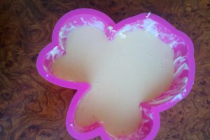 Chec cu sirop de mure si ciocolata