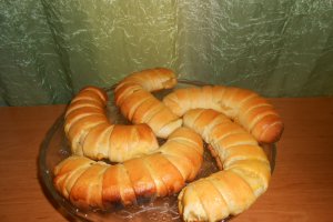 Pariziene cu crema patisera
