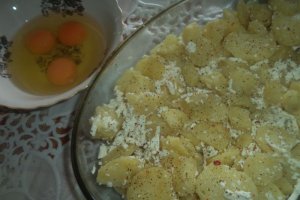 Cartofi gratinati