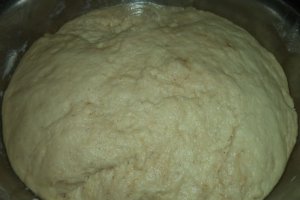 Cornulete cu dulceata si nuca
