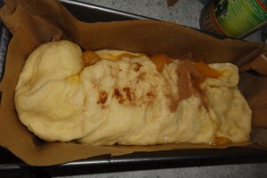 Cozonac cu mousse de mere si scortisoara