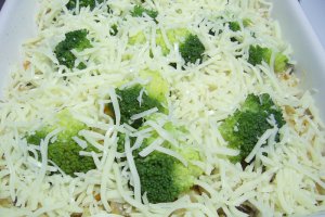 Orez cu ciuperci si broccoli la cuptor