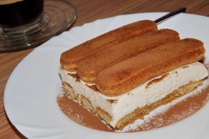 Tiramisu cu frisca, un deliciu aromat si gustos