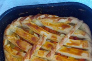 Placinta cu legume si bacon