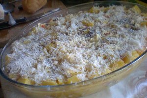 Cartofi cu branza la cuptor