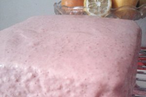 Tort cu capsune si busuioc