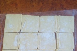 Foietaj cu crema de ciocolata