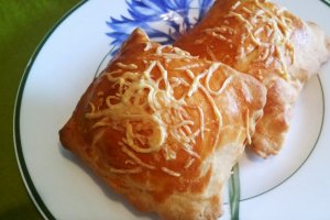 Pateuri cu aluat de saratele- Buns