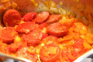 Supa deasa de varza cu chorizo
