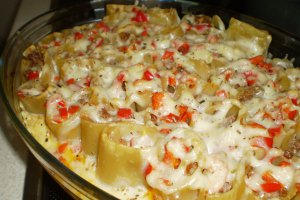 Paccheri umpluti la cuptor