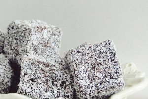 Prajitura Lamingtons-Prajitura Tavalita