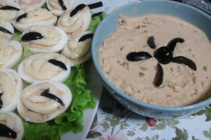Ouă umplute