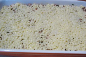 Gratin de cus-cus, cu carne tocata si legume
