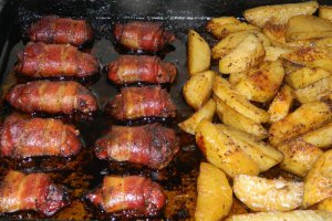 Ficatei cu bacon si cartofi la cuptor