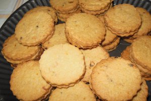 Biscuiti cu ness si crema de alune