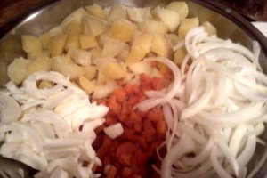Salata De Morcovi Si Cartofi