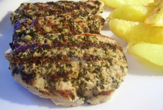 Muschiulet de porc marinat in sos de ierburi aromate