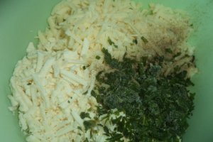 Chiftele fara carne la cuptor, cu sos de praz