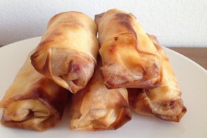 Rulouri cu sunca presata si branza Gouda