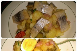 Salata de cartofi cu hering afumat