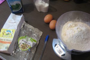 Blinii cu avocado si somon