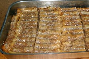 Rulouri de post cu nuca (sarailie)