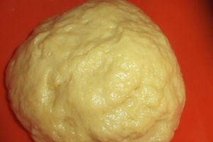 Prajitura crocanta,prajitura cu ananas, capsuni si afine