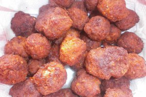 Chiftele din carne de porc si legume