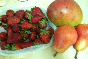 Tarta cu crema de vanilie si fructe